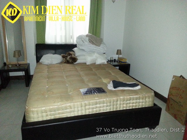 Long description image 1