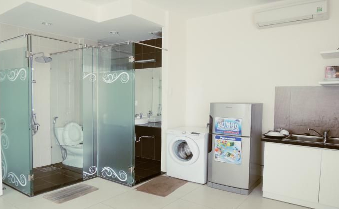 Long description image 1