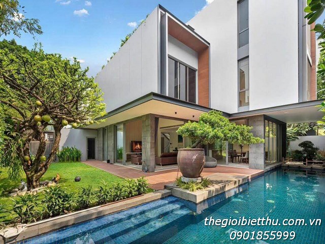 Long description image 1