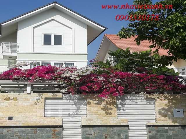 Long description image 1