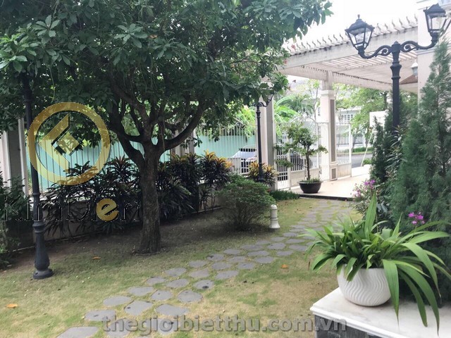 Long description image 1