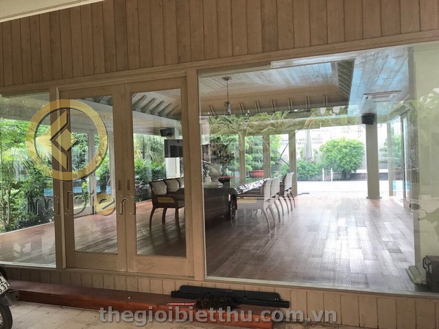 Long description image 1