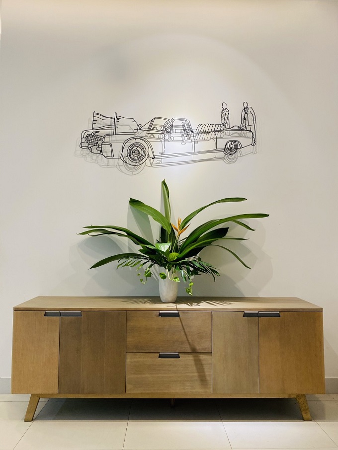 Long description image 1