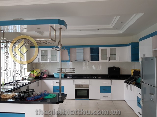 Long description image 1