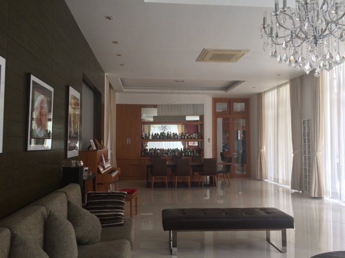 Long description image 1