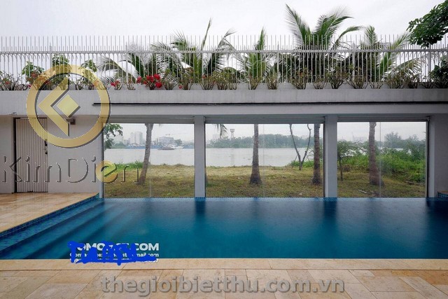 Long description image 1