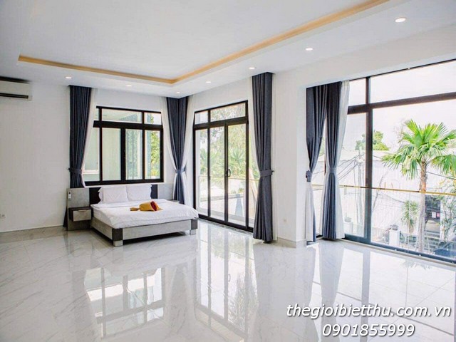 Long description image 1