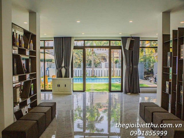 Long description image 1