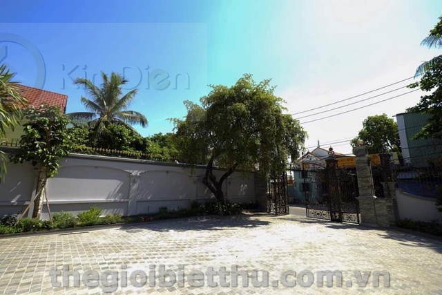 Long description image 1