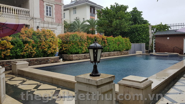 Long description image 1