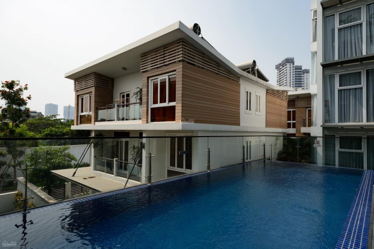 Long description image 1