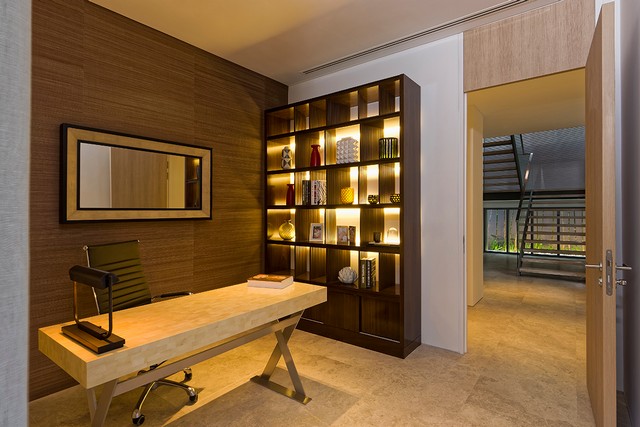 Long description image 1