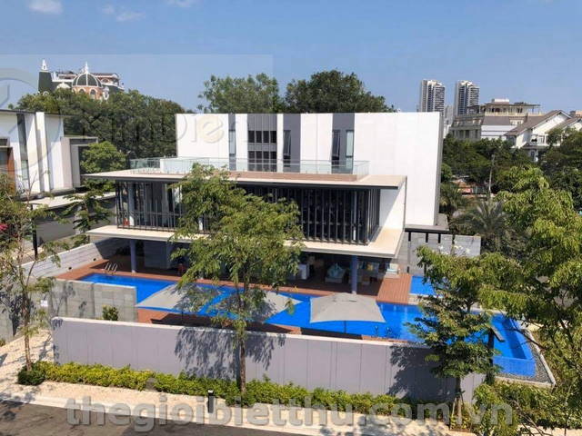 Long description image 1