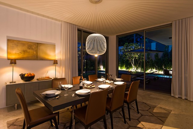 Long description image 1