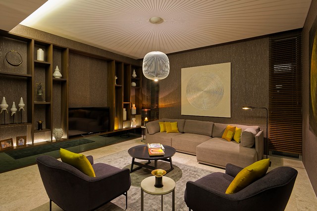 Long description image 1