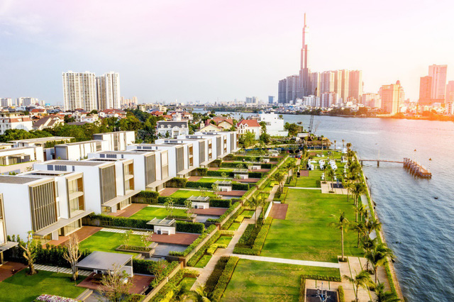 Long description image 1