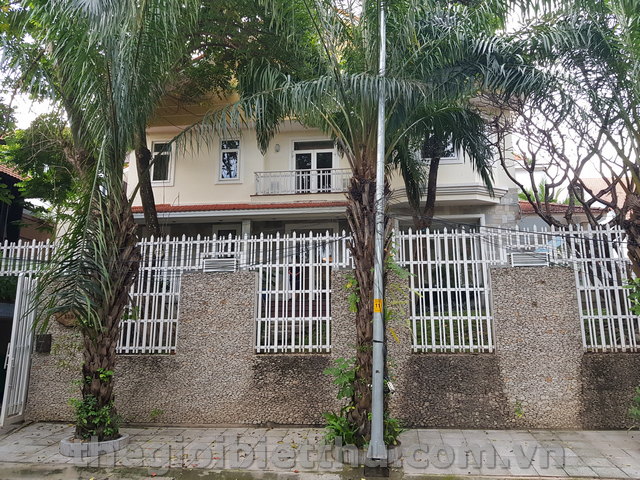 Long description image 1