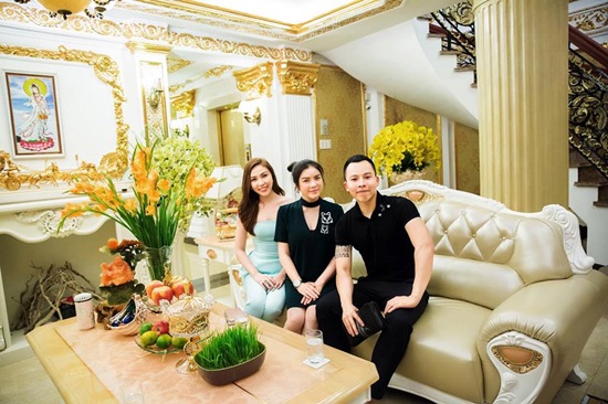 Long description image 1