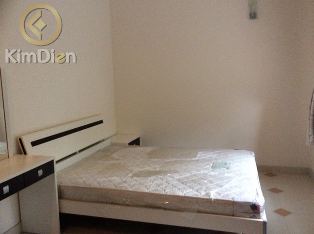 Long description image 1