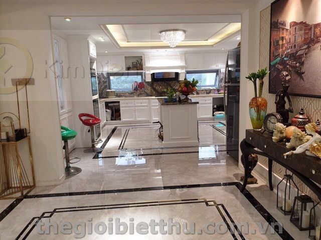 Long description image 1