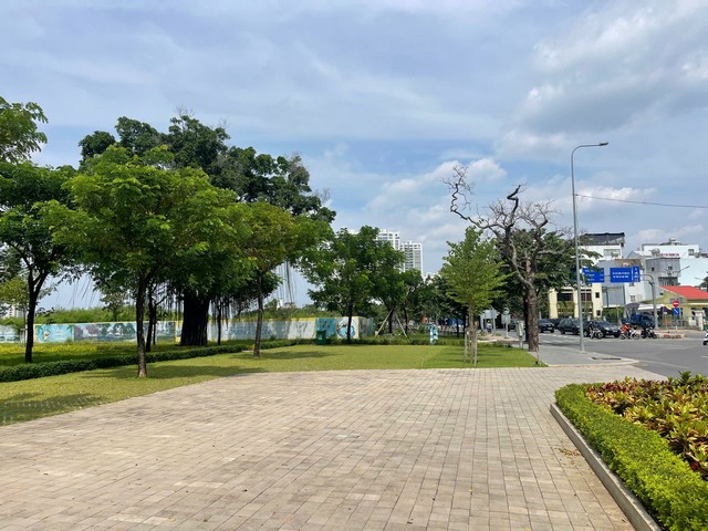 Long description image 1