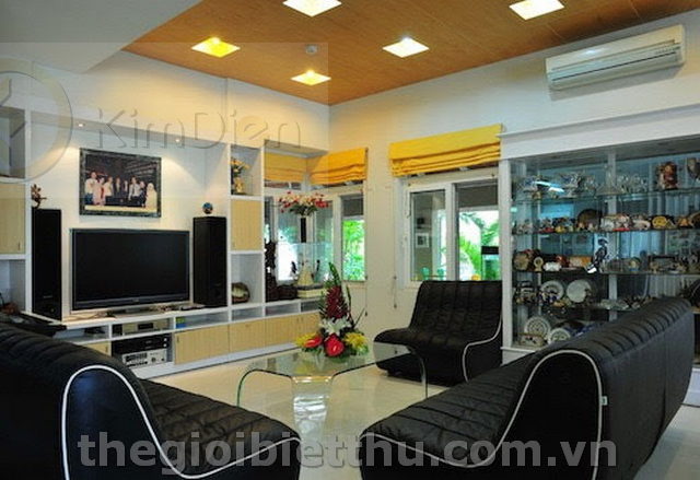 Long description image 1