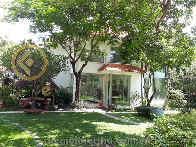 Long description image 1