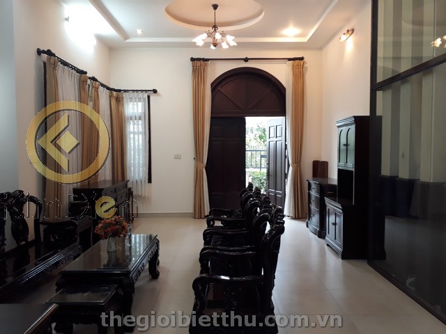 Long description image 1