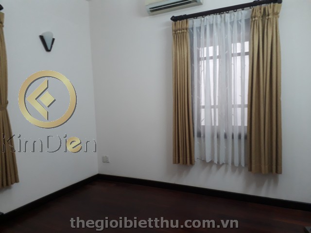 Long description image 1