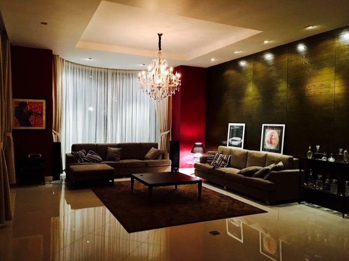 Long description image 1