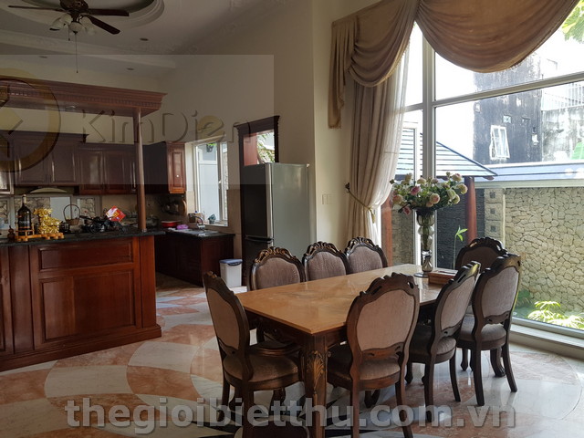 Long description image 1