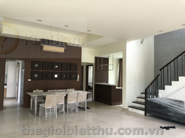 Long description image 1