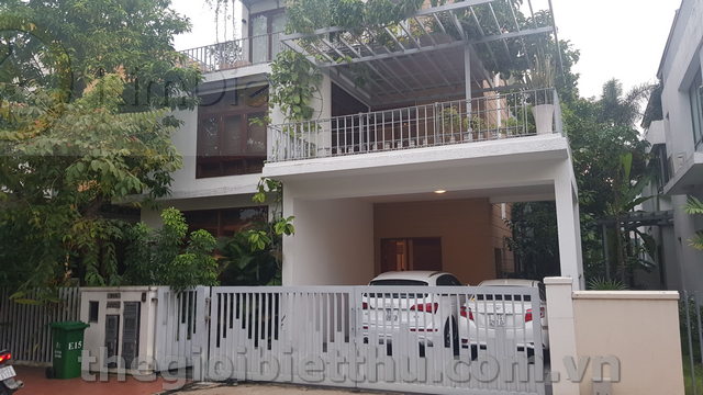 Long description image 1