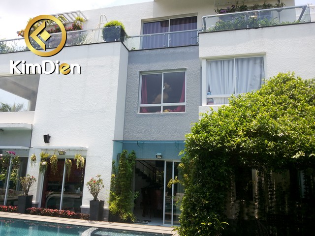 Long description image 1