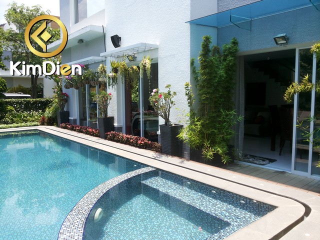 Long description image 1