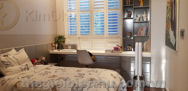 Long description image 1