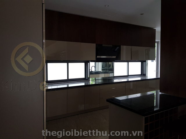 Long description image 1