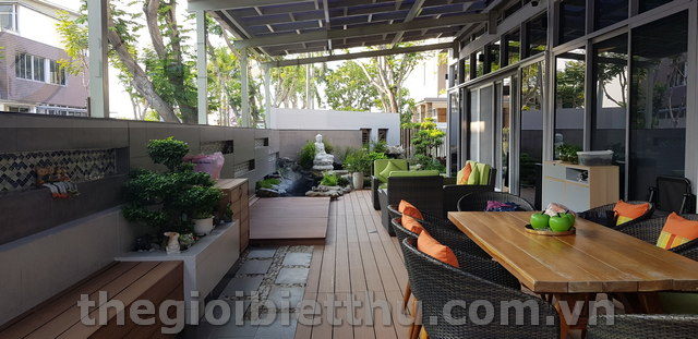 Long description image 1