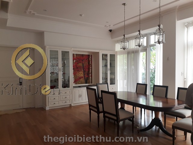 Long description image 1