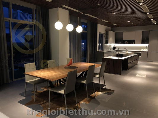 Long description image 1