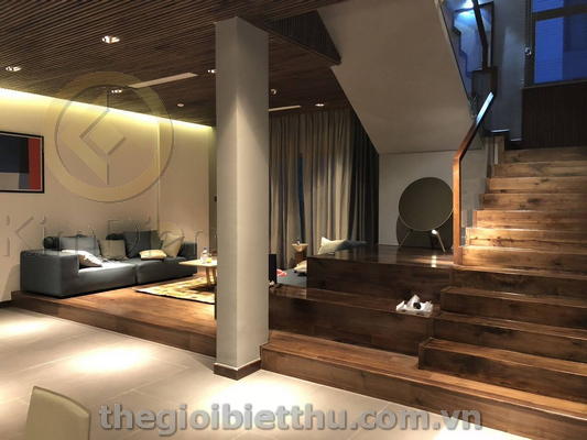 Long description image 1