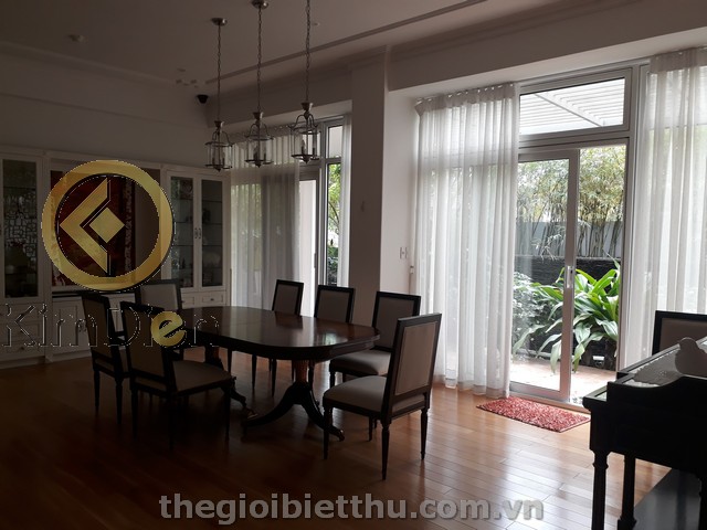 Long description image 1