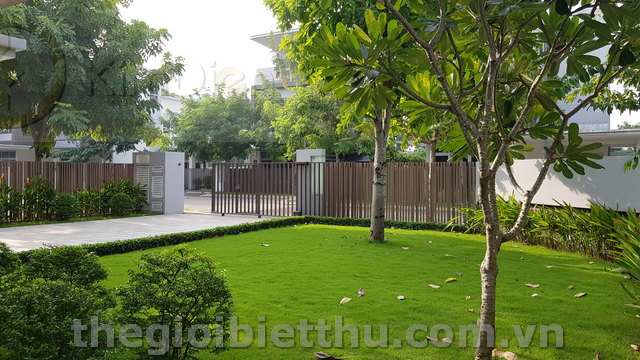 Long description image 1