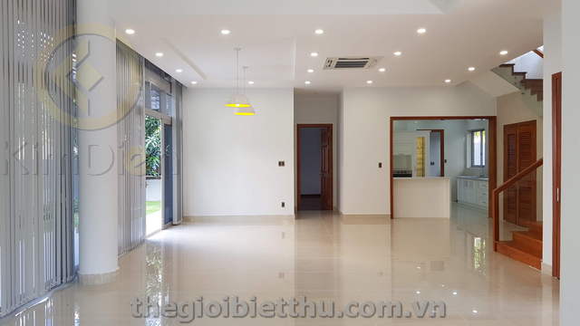 Long description image 1