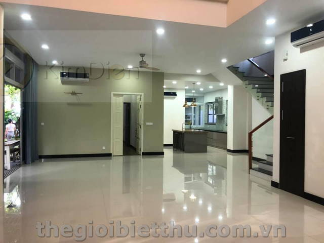 Long description image 1