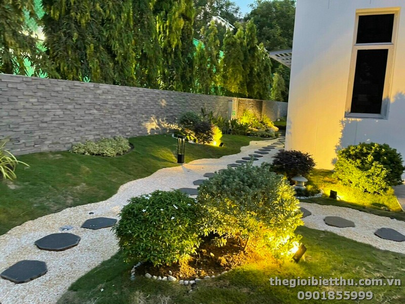 Long description image 1