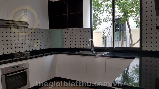 Long description image 1