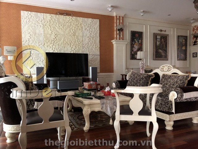 Long description image 1