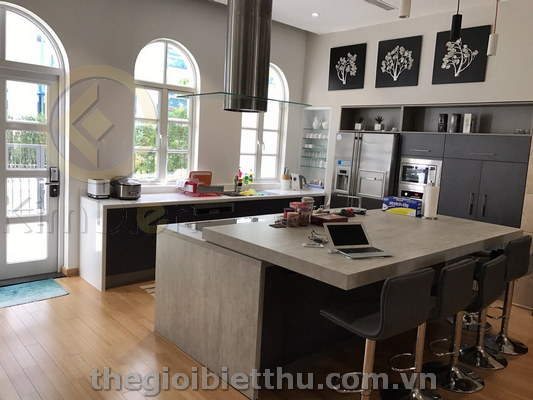 Long description image 1