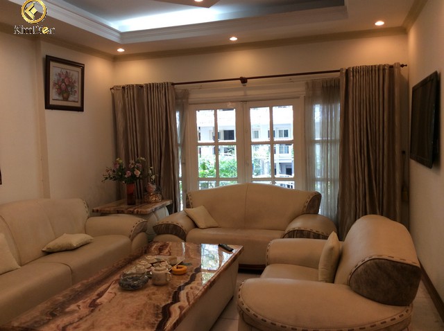 Long description image 1